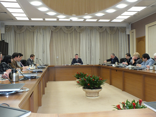 Артем Кавинов встретился с представителями диаспор и национальных движений региона